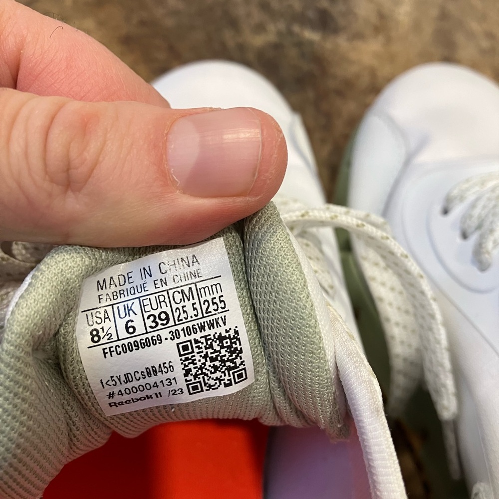 Reebok Zig Dynamica G Women's Sneakers - Picture 11 of 13